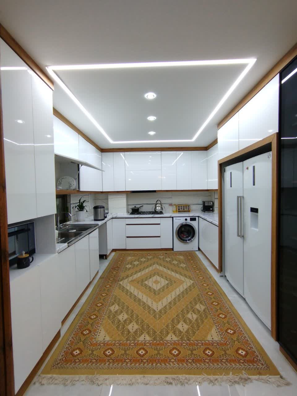 آپارتمان تک واحدی